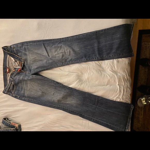 No longer wear - Picture 2 of 2